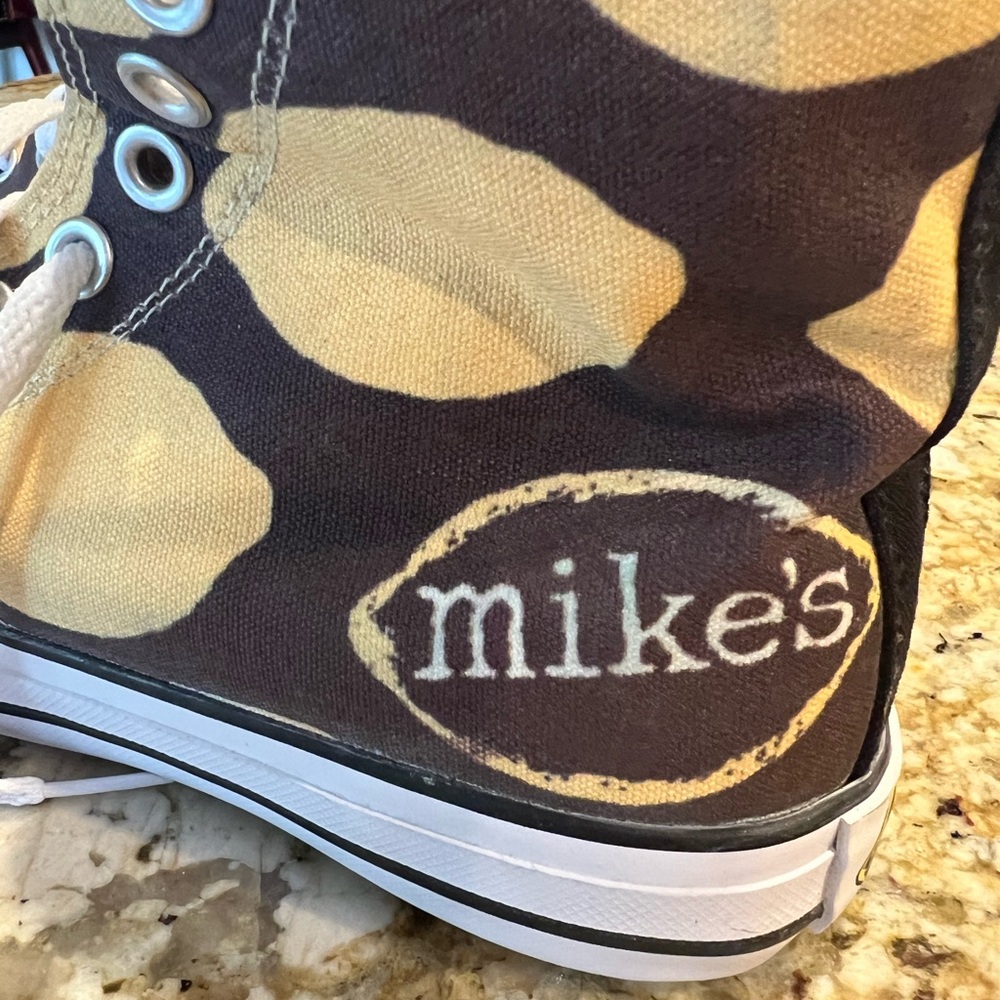 Converse x Mike’s Hard Lemonade Limited Edition Women’s Shoes Size 8 - Picture 3 of 6
